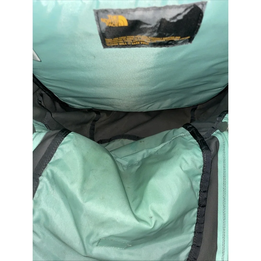THE NORTH FACE Jester Everyday Laptop Travel Hiking Gray Backpack